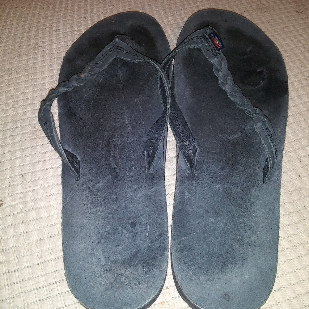 Womens 8-8.5 Rainbow flip flops only worn twice